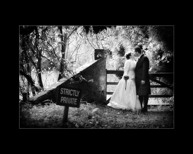 Alie scoops award – MPA Scotland, Most Promising Contemporary Wedding Photographer 2011!